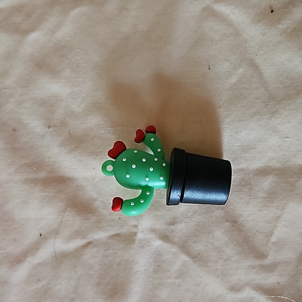 Little cactus plant keychain toy green and black